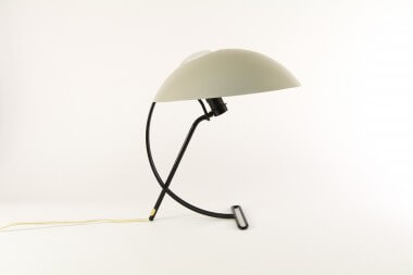 Philips table lamp by Louis Kalff in its full glory