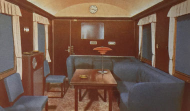 Fixed PH Table lamp by Poul Henningsen for Louis Poulsen in the train compartment of Danish King Christian X