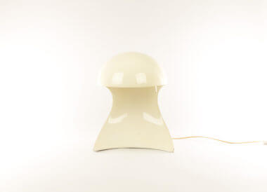 Dania table lamp by Dario Tognon for Artemide also from the front