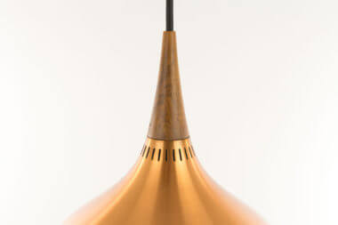 The top of a Orient Minor pendant by Jo Hammerborg for Fog & Mørup