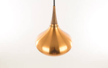 A Orient Minor pendant by Jo Hammerborg for Fog & Mørup as seen from the top