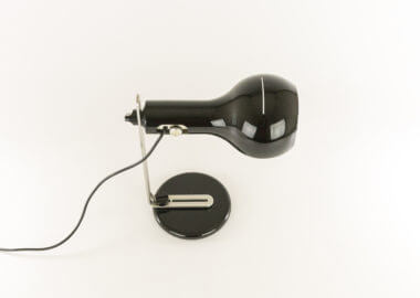 Model Flash table lamp by Joe Colombo for Oluce as seen from above