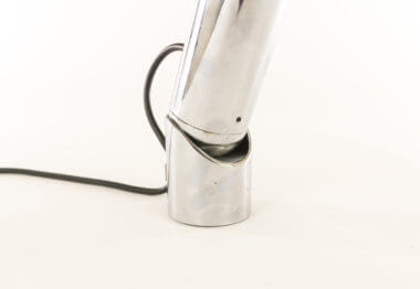 The base of a Gecko table lamp by Gianfranco Frattini for Leuka