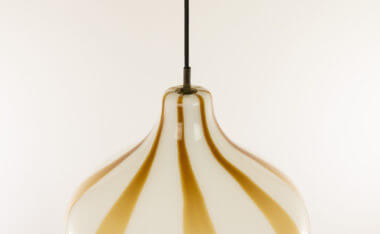 Cipolla pendant by Massimo Vignelli for Venini as seen from above
