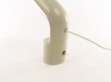 The on/off switch of a Pugno table lamp by Richard Carruthers for Fontana Arte