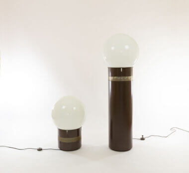 Oracle and Mezzoracolo floor lamps by Gae Aulenti for Artemide, switched off