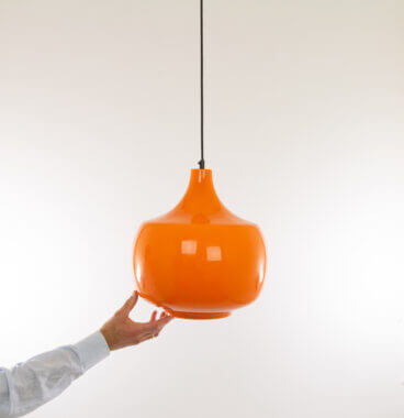 Orange murano glass pendant by Venini with an indication of the size