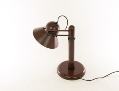 Brown table lamp by Gae Aulenti for Stilnovo as seen from one side