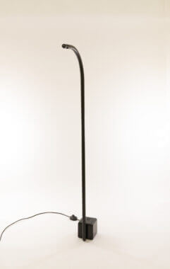 Black floor lamp Focus by Torsten Thorup and Claus Bonderup as seen from another point of view