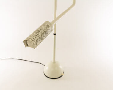 White Stringa table lamp by Hans Ansems for Luxo with the reflector