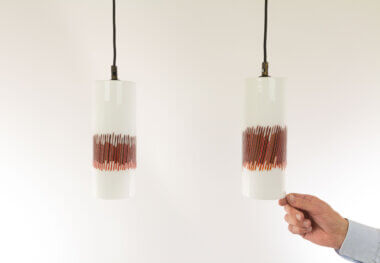 Pair of White and Red glass pendants by Massimo Vignelli for Venini with an indication of the size