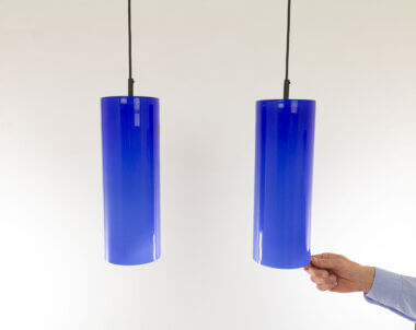 Pair of Cobalt Blue cylinder shaped pendant by Venini with an indication of the size