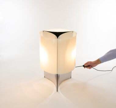 Floor lamp Model 526 by Massimo Vignelli for Arteluce with an indication of the size
