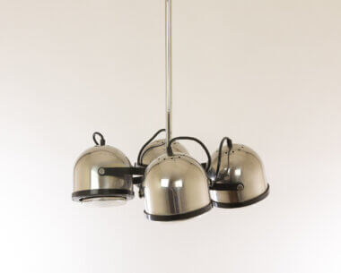 The chrome projectors of a chandelier No. 6205 by Gae Aulenti and Livio Castiglioni for Stilnovo