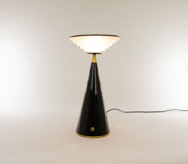 Ziggurat table lamp by Shigeaki Asahara for Stilnovo, switched on