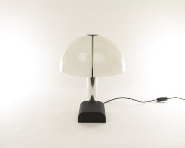 Spicchio table lamp by Danilo and Corrado Aroldi for Stilnovo as seen from the front