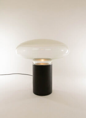 Table lamp Gill by Roberto Pamio for Leucos in all its beauty