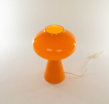 Large hand-blown Orange Fungo table lamp by Massimo Vignelli for Venini, as seen from above