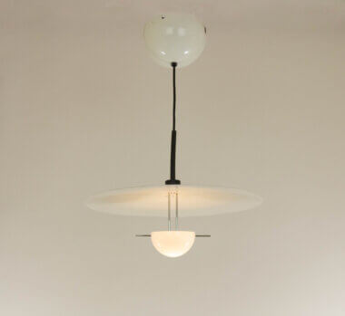 Nara Pendant by Vico Magistretti for O-Luce, in its full glory