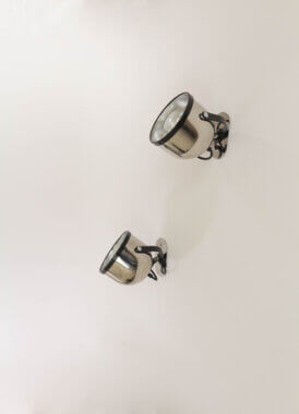 Pair of wall lamps by Gae Aulenti and Livio Castiglioni for Stilnovo, in their full beauty