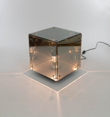 Prismar table lamp by Studio A.R.D.I.T.I. for Nucleo Sormani, in all its beauty