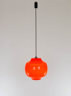 Red glass pendant by Alessandro Pianon for Vistosi, switched on in all its beauty
