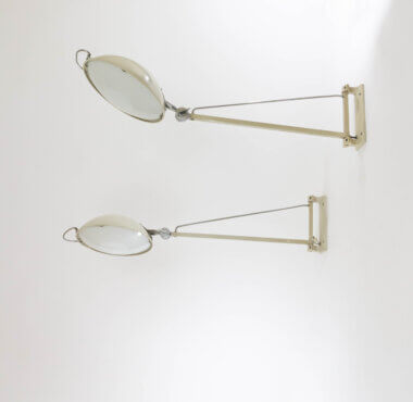 A pair of hospital wall lamps, model 2130, by Stilnovo, in all their beauty