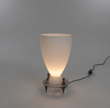 Franceschina table lamp by Umberto Riva for Fontana Arte, with the ingenious locking system