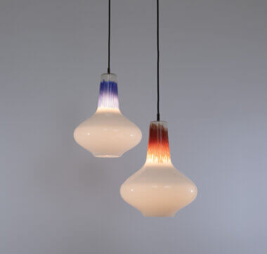 Murano glass pendants with red and blue cannette by Massimo Vignelli for Venini, switched on