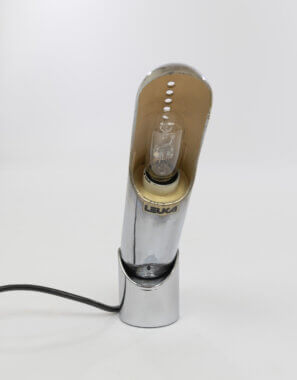 The inside of a Gecko table lamp by Gianfranco Frattini for Leuka