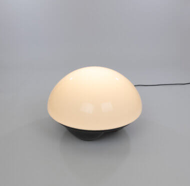 Isotta table lamp by E. Gentile for Sormani, as seen from above
