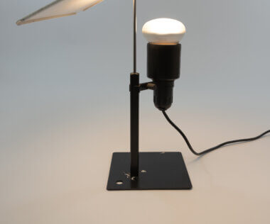 The lightbulb holder and the base of a Model 611/P table lamp by Gino Sarfatti for Arteluce